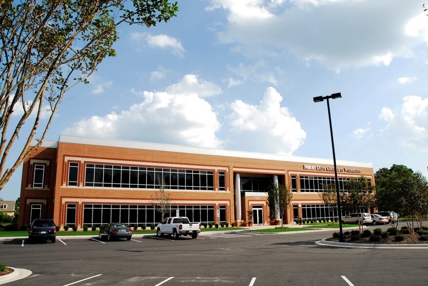 More Photos Of 1838 Sir Tyler Dr, Wilmington Office For Lease