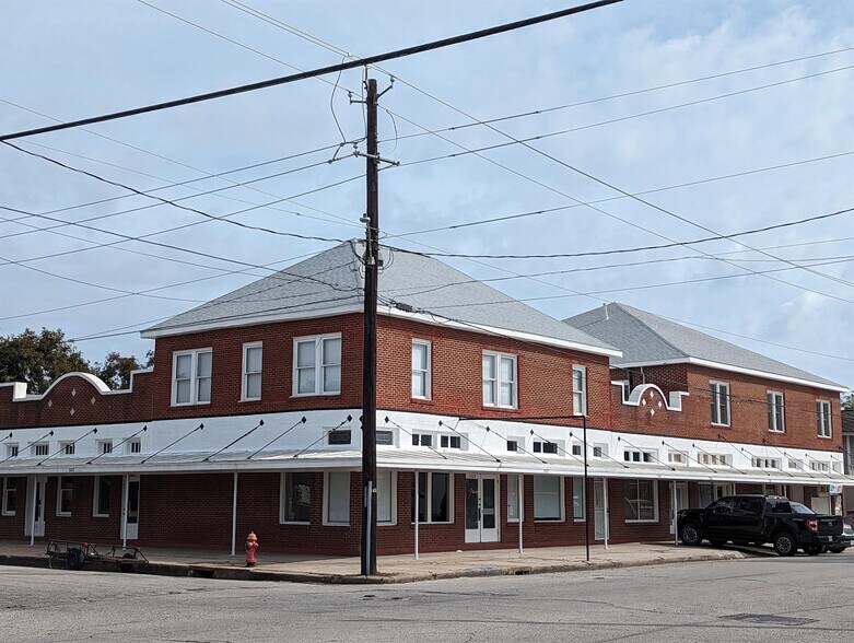 More Photos Of 1502 39th St, Galveston General Retail For Sale