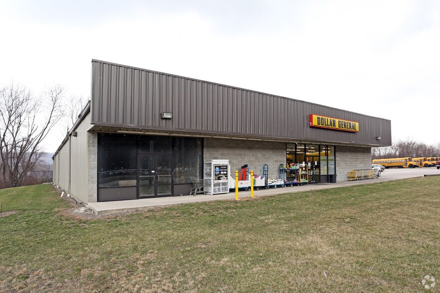 More Photos Of 1548 State Rd, Duncannon General Retail For Lease