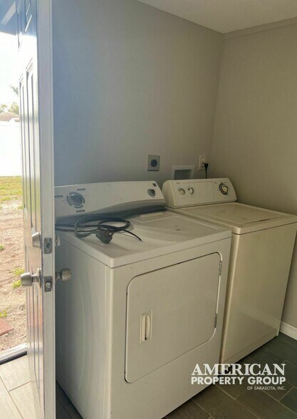 More Photos Of 2619 45th Ave W, Bradenton Apartments For Sale