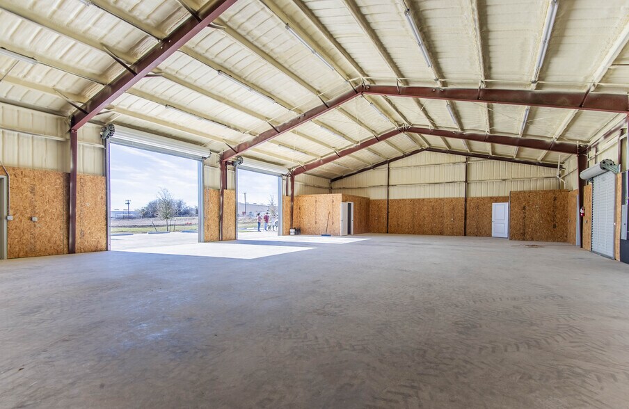 More Photos Of 803 S 2nd Ave, Mansfield Industrial For Sale