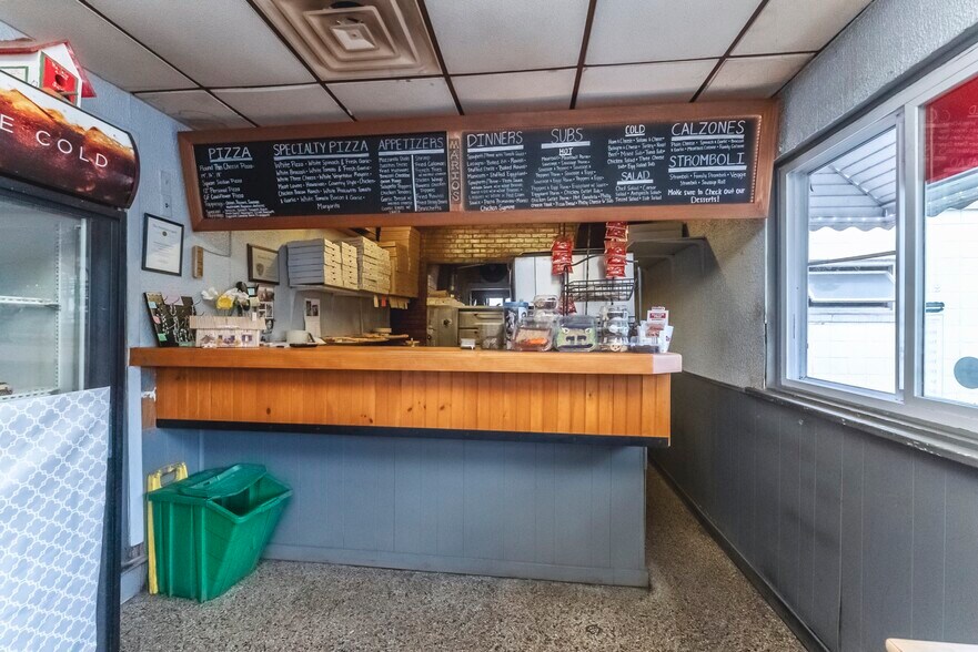 More Photos Of 180 Broadway, Port Ewen Storefront Retail Office For Sale