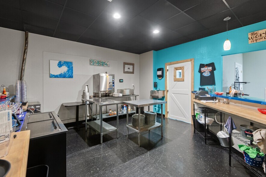 More Photos Of 102 Berry St, Hertford Restaurant For Sale