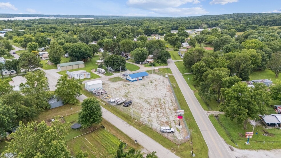 More Photos Of 100 Main St, Bernice Self Storage For Sale