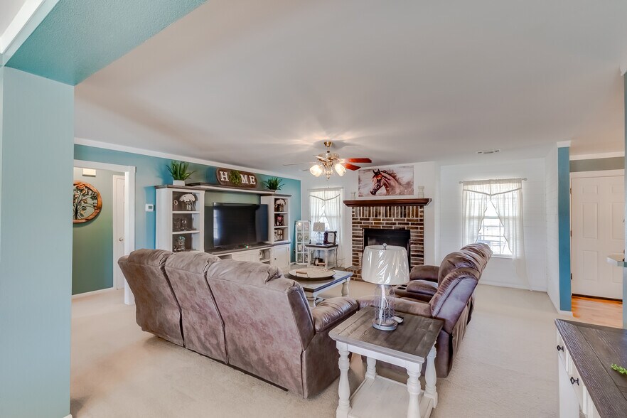 More Photos Of 200 King Ranch Rd, Gatesville Specialty For Sale