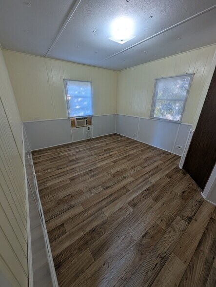 More Photos Of Warren Cir, Grand Ridge Multifamily For Sale