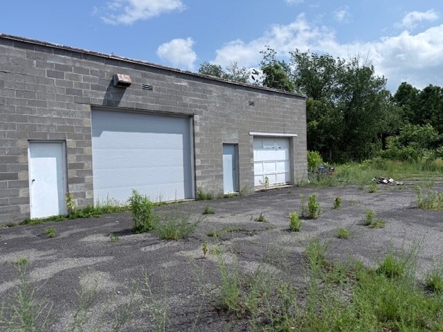 Primary Photo Of 438 Peek St, Schenectady Specialty For Sale