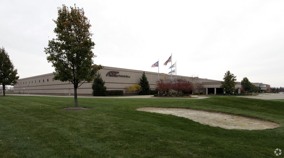 Primary Photo Of 2100 International Pky, North Canton Warehouse For Lease