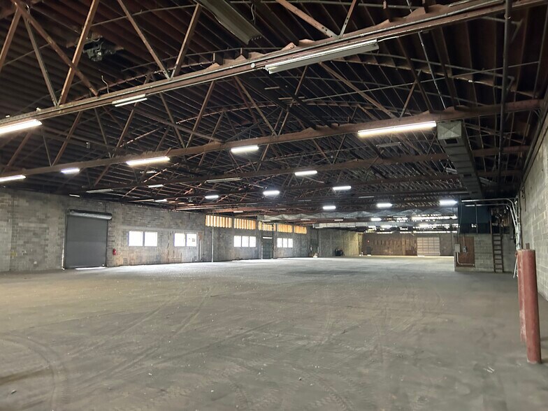 More Photos Of 7201 Wimsatt Rd, Springfield Unknown For Lease