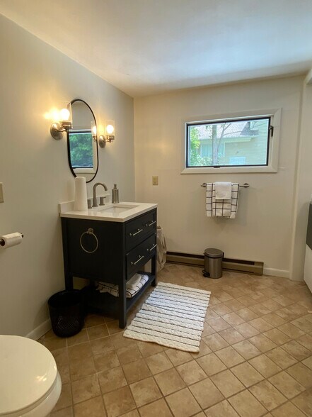 More Photos Of 53470 NY-30 Hwy, Roxbury Flex For Sale