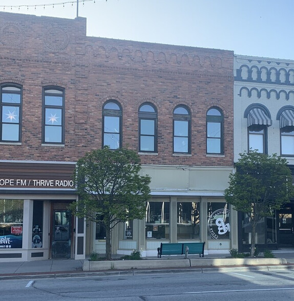 Primary Photo Of 910 -912 Military St, Port Huron Storefront Retail Office For Sale