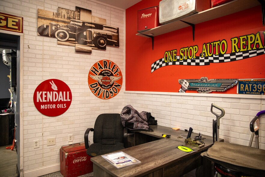 More Photos Of 2098 Bay Rd, Milford Industrial For Sale