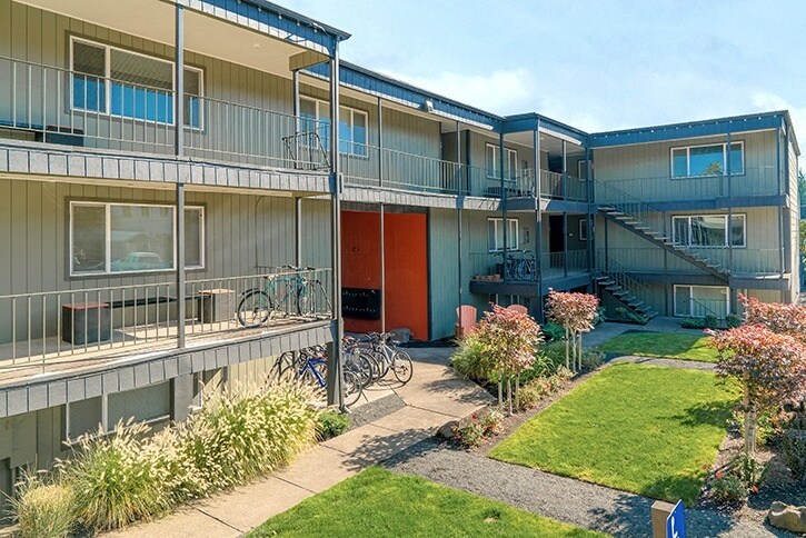 More Photos Of 440 NW 23rd St, Corvallis Apartments For Sale