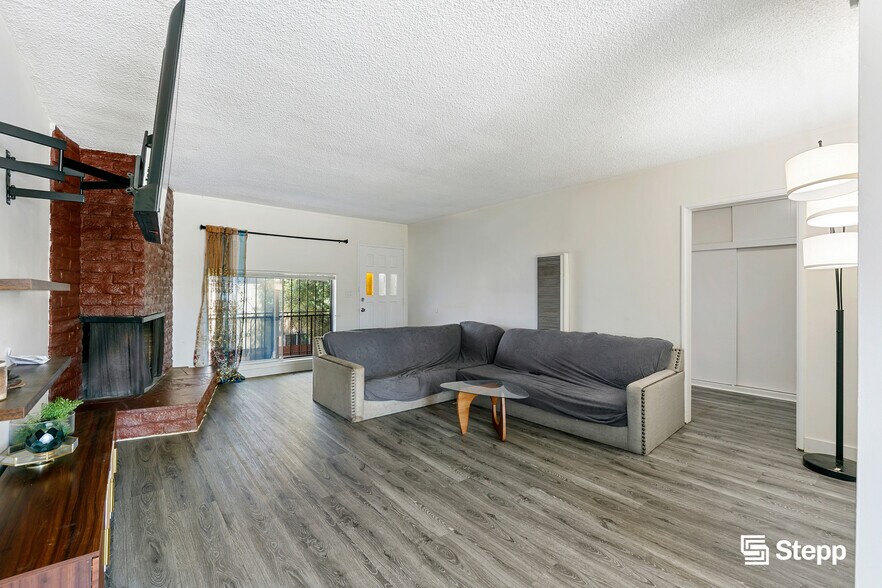 More Photos Of 245 E Artesia Blvd, Long Beach Apartments For Sale