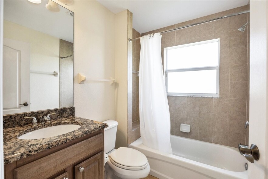 More Photos Of 4520 S Biscayne Dr, North Port Apartments For Sale