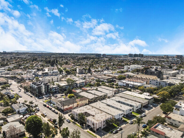 More Photos Of 3945 Frances Ave, Los Angeles Multifamily For Sale