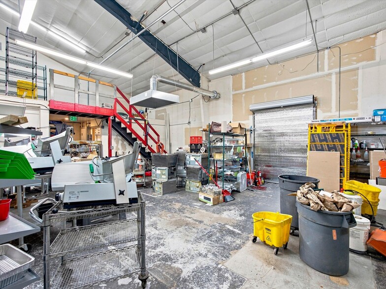 More Photos Of 810 North Ave, Grand Junction Freestanding For Sale