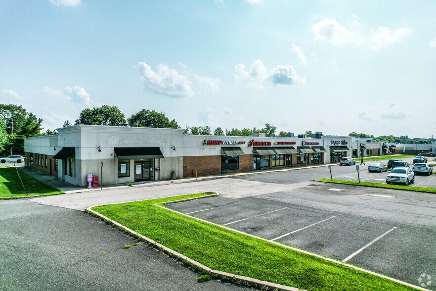 More Photos Of 240 S West End Blvd, Quakertown Unknown For Lease