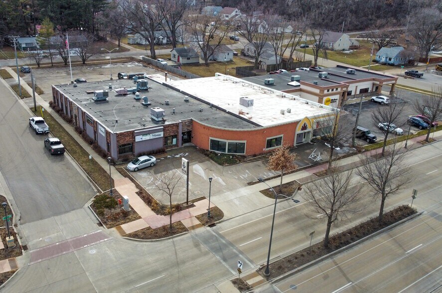 More Photos Of 2002 2nd St SW, Rochester Storefront Retail Office For Sale