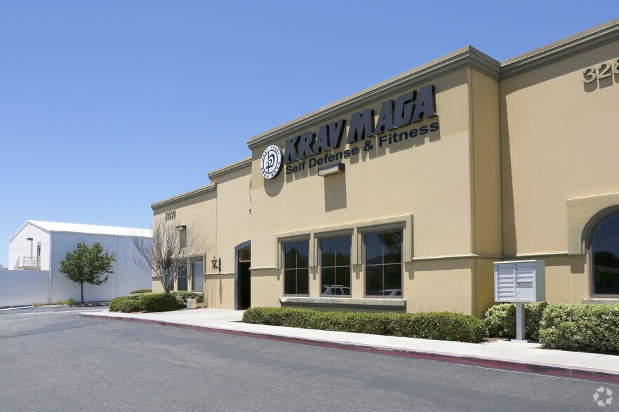 More Photos Of 32820 Wolf Store Rd, Temecula Warehouse For Sale