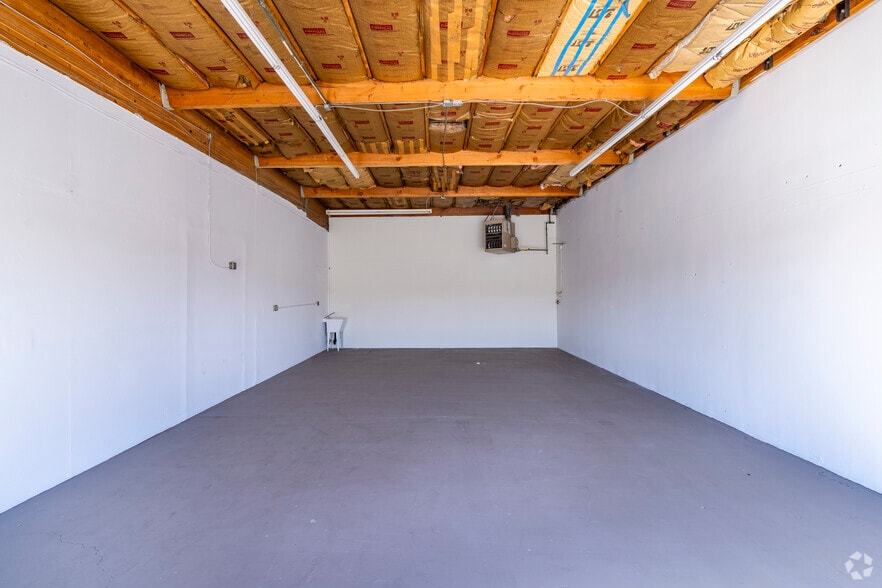 More Photos Of 340 Freeport Blvd, Sparks Flex For Lease