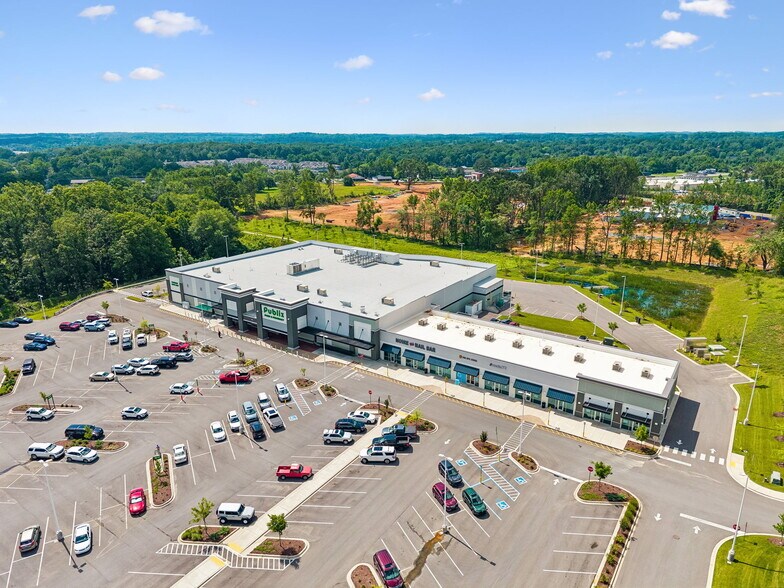 More Photos Of SE Corner of Raymond Hirsch Pkwy & TN Hwy 76, White House General Retail For Lease