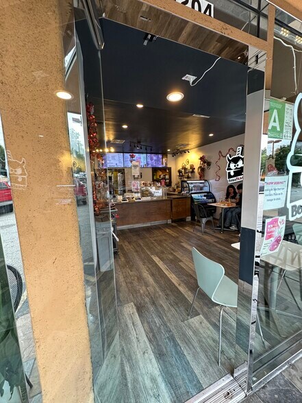 More Photos Of 15112-15212 S Western Ave, Gardena Unknown For Lease