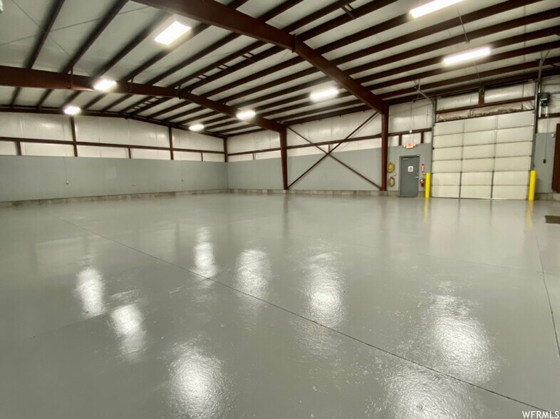 More Photos Of 1401 E 1100 S, Vernal Manufacturing For Sale