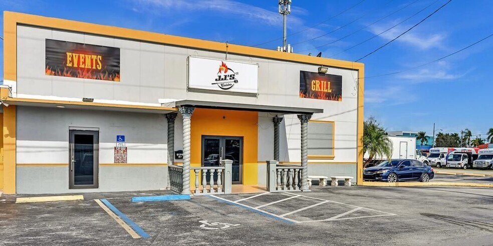 More Photos Of 17 NE 1st Rd, Homestead Storefront Retail Office For Sale