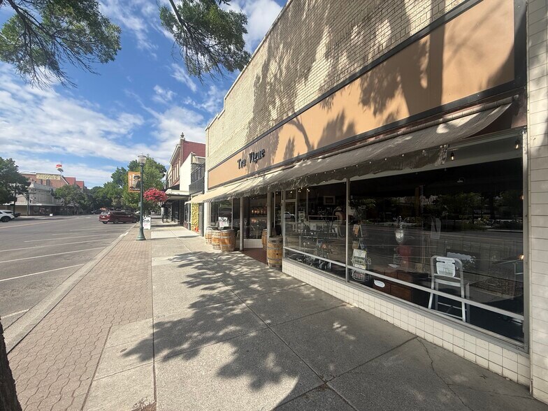 More Photos Of 115 E Main St, Walla Walla General Retail For Lease