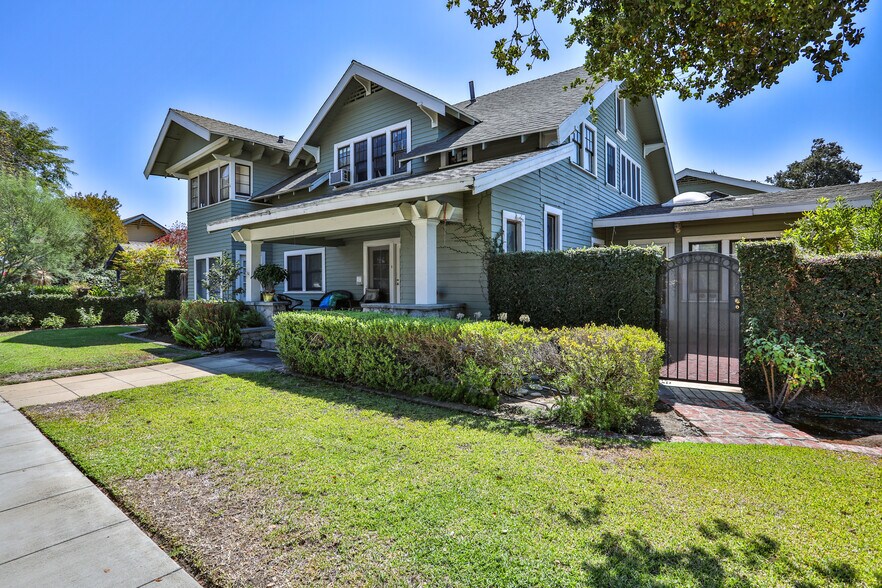 More Photos Of 306 E Foothill Blvd, Glendora Apartments For Sale