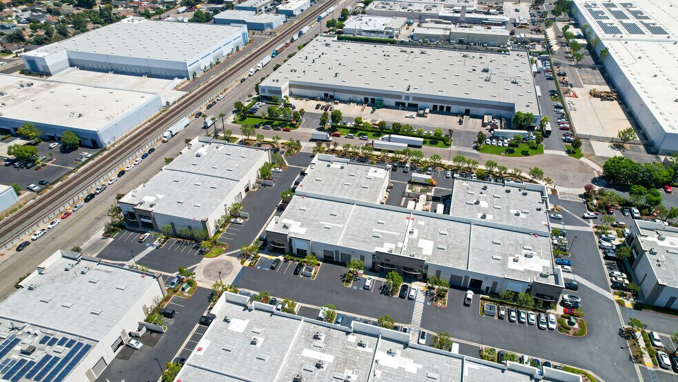 More Photos Of 1452 E Valencia Dr, Fullerton Warehouse For Lease