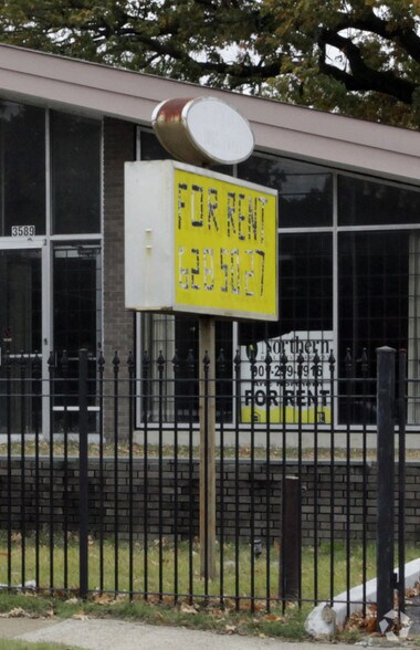 More Photos Of 3589 Summer Ave, Memphis Freestanding For Lease