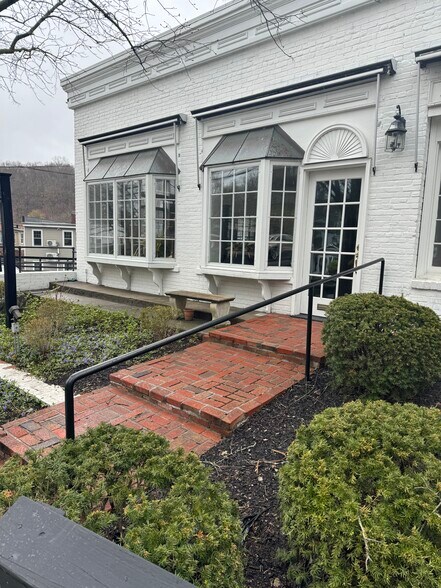 Primary Photo Of 52 Babbitt Rd, Bedford Hills General Retail For Lease