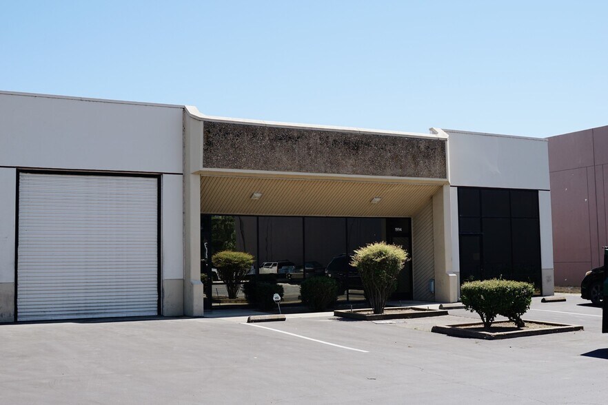 Primary Photo Of 1992-1994 Enterprise Blvd, West Sacramento Warehouse For Lease