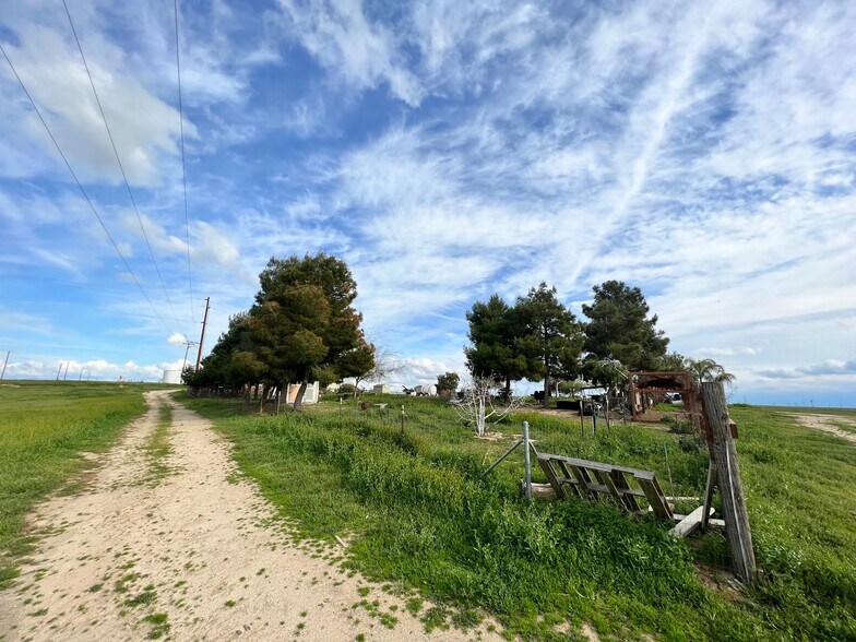 More Photos Of 34991 Lerdo Hwy, Bakersfield Land For Sale