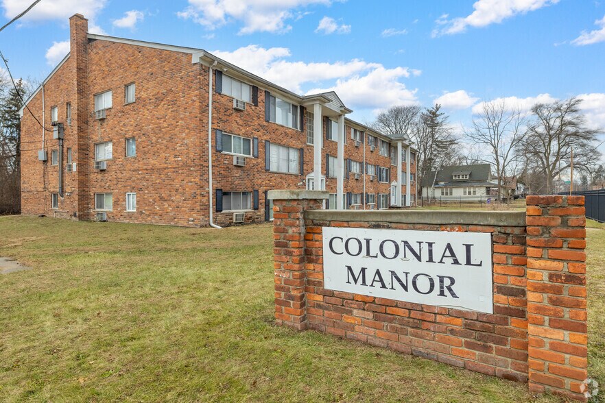 More Photos Of 18045-18123 Lahser Rd, Detroit Apartments For Sale
