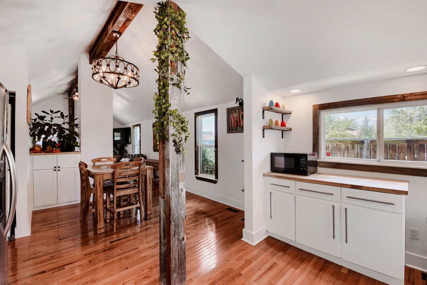 More Photos Of 301 4th St., Frederick Apartments For Sale