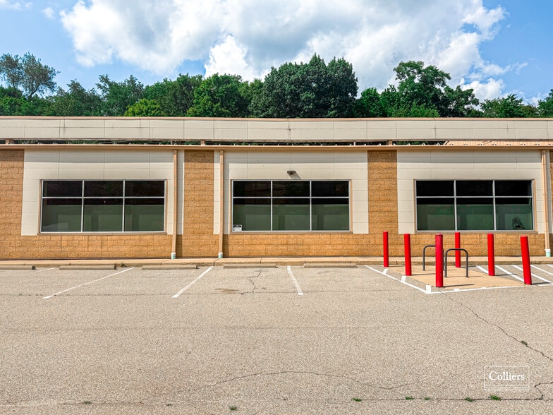 More Photos Of 8184 Frankstown Ave, Pittsburgh Freestanding For Lease