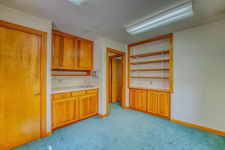 More Photos Of 188 Cottage St, Littleton Office Residential For Sale