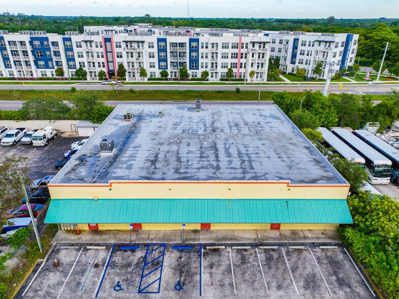 More Photos Of 27330 S Dixie Hwy, Homestead Storefront Retail Office For Sale