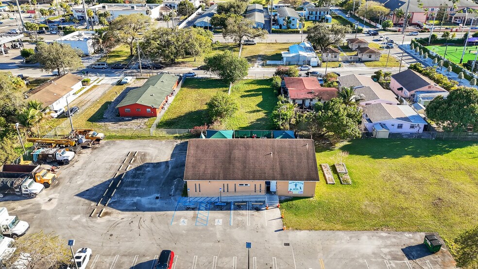 More Photos Of 750 NW 96th St, Miami Daycare Center For Sale