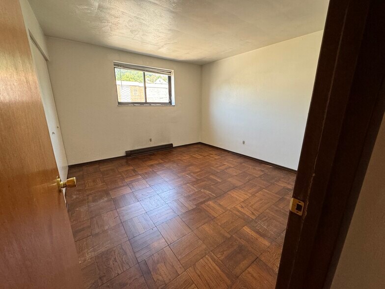More Photos Of 579 Dawson Ave, Pittsburgh Apartments For Sale