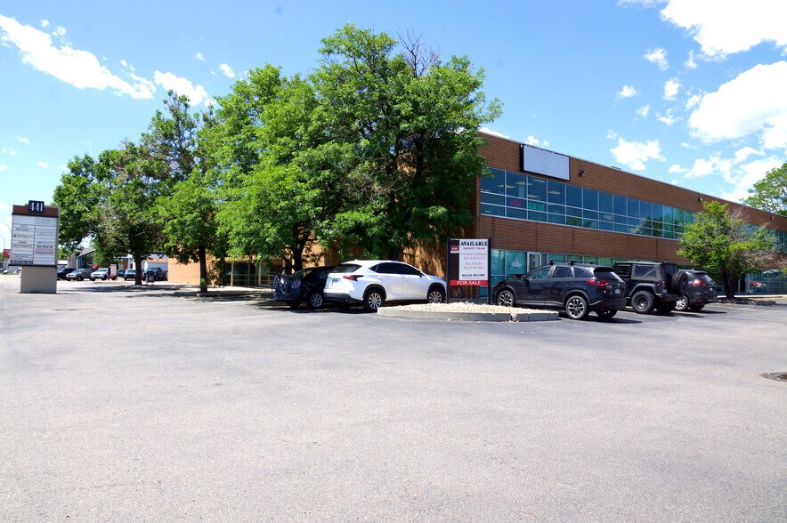More Photos Of 441 Wadsworth Blvd, Lakewood Medical For Sale