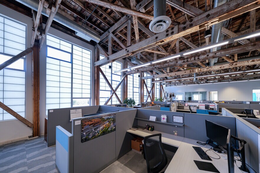 More Photos Of 4111 South Blvd, Charlotte Office For Lease