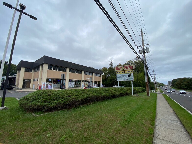 More Photos Of 1238 Rt 34, Aberdeen Office For Lease