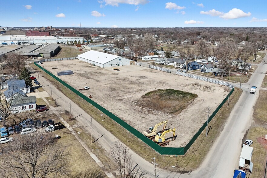 More Photos Of 410 Rath St, Waterloo Industrial For Lease