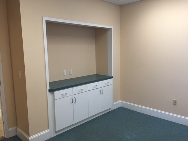 More Photos Of 620 Stanton Christiana Rd, Newark Medical For Lease