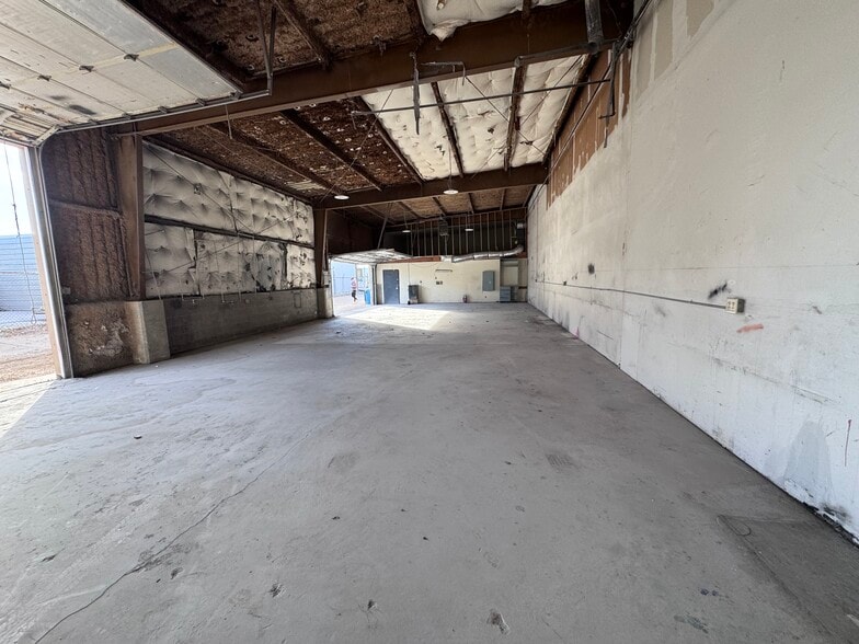 More Photos Of 165 S 122nd Ave, Tulsa Warehouse For Lease