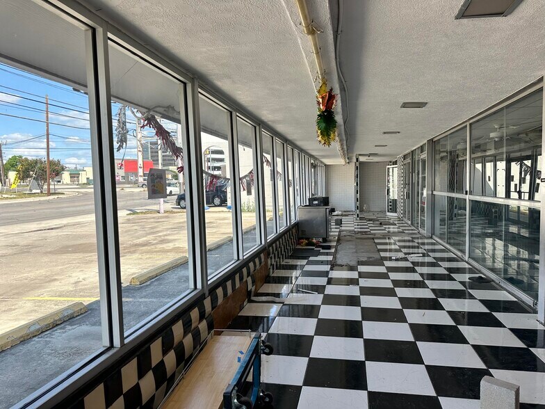 More Photos Of , San Antonio General Retail For Sale